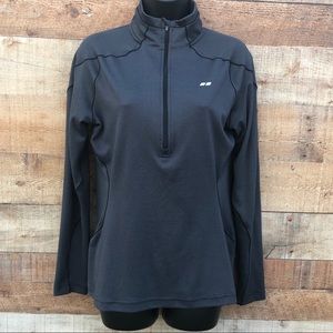 Koppen • Quarter Zip Long Sleeve Pullover